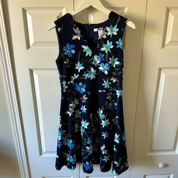 Wisp | Dresses | Wisp Navy Floral Dress | Poshmark
